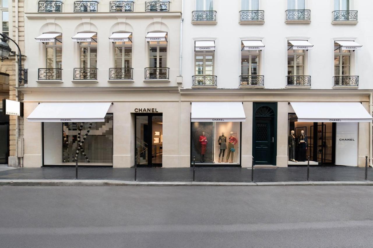 Chic Apartment On The Famous Shopping Rue Du Faubourg Saint-Honore Street Paris Bagian luar foto
